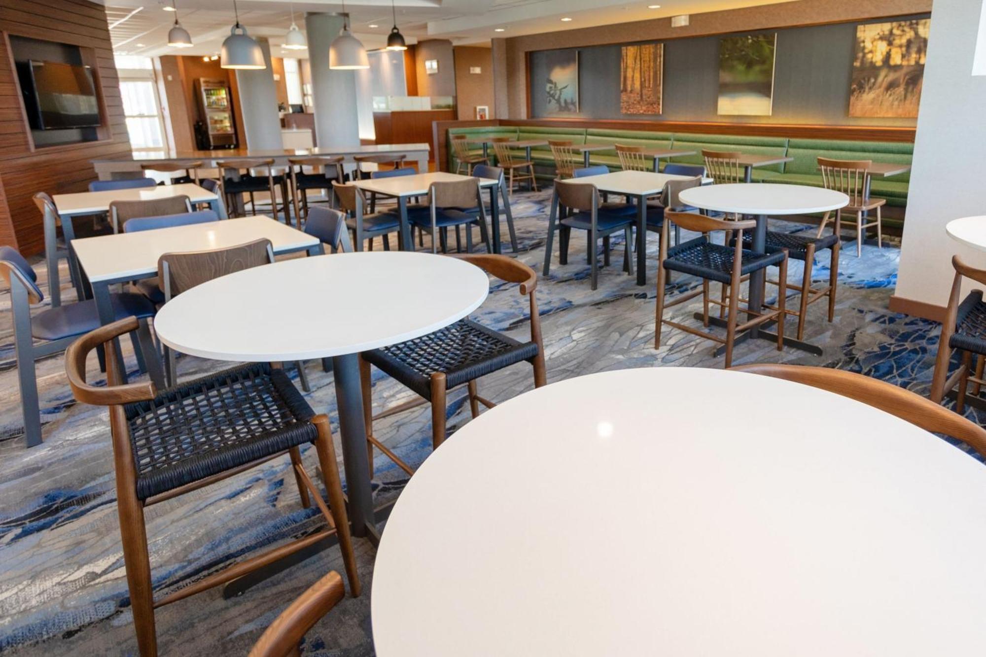 Fairfield Inn & Suites By Marriott Athens I-65 Екстериор снимка